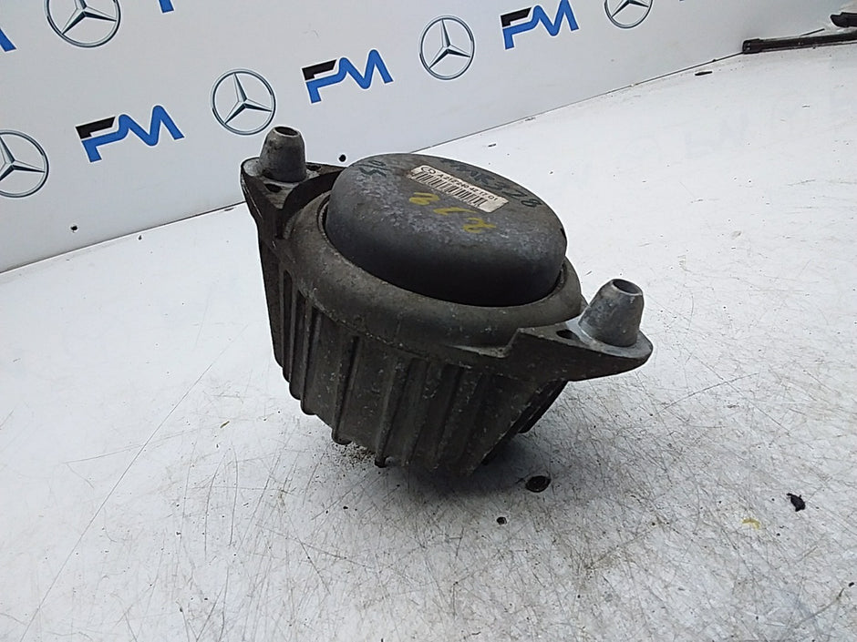 MERCEDES BENZ  E-CLASS W212  ENGINE MOUNT RIGHT OS A2122404217 FMR328