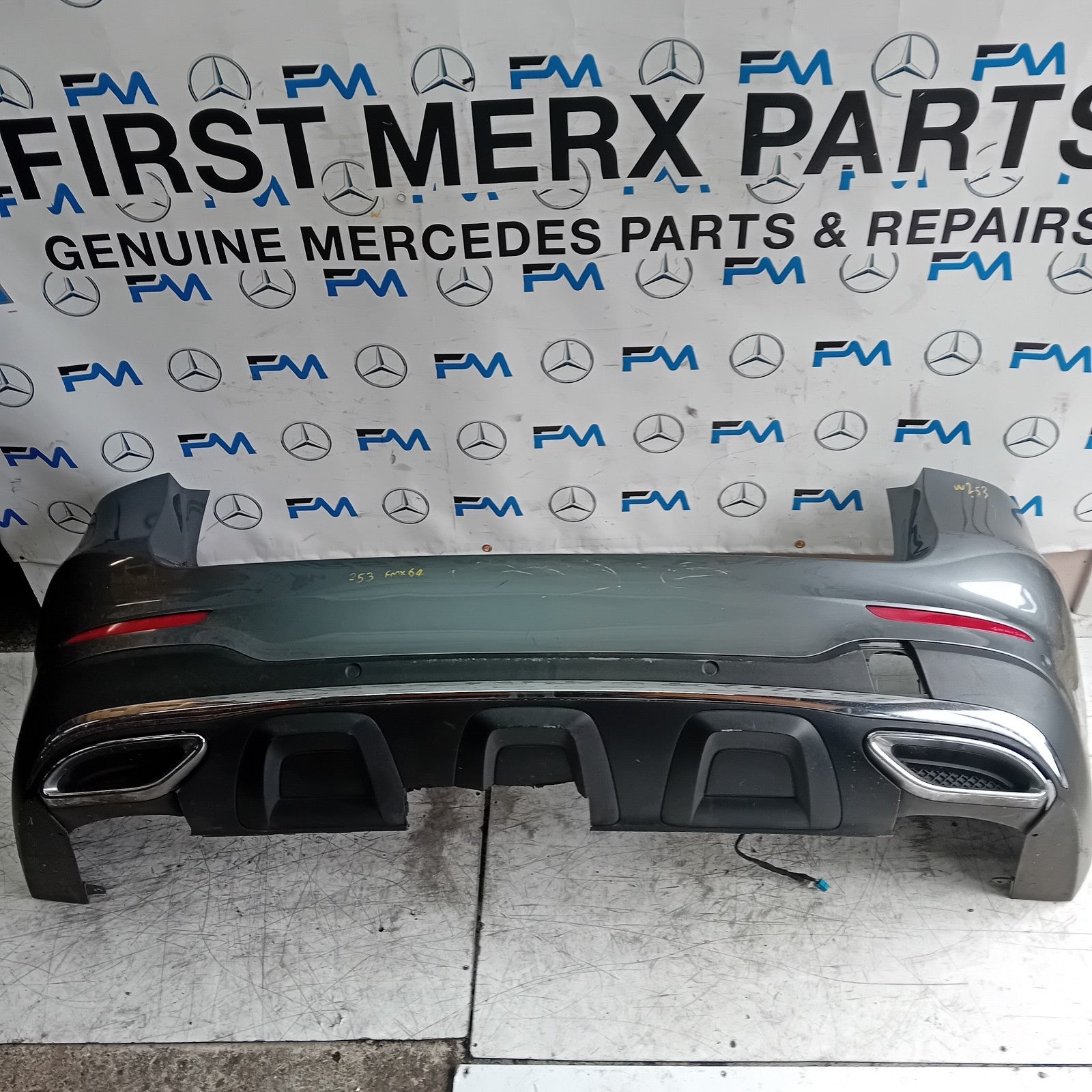 MERCEDES BENZ GLC W253 REAR BUMPER 2015 GREY COMPLETE A2538850200 FMX64
