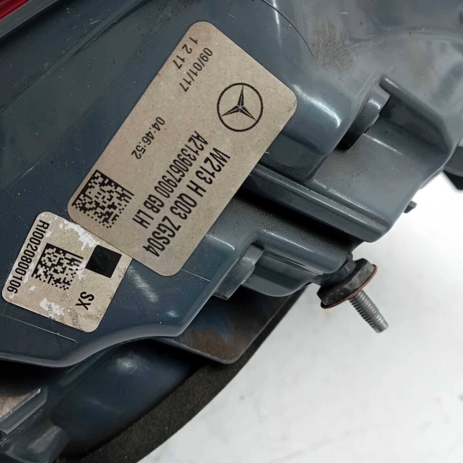 MERCEDES E-CLASS W213 2017 REAR PASSENGER N/S TAIL LIGHT A2139067700 FMT48