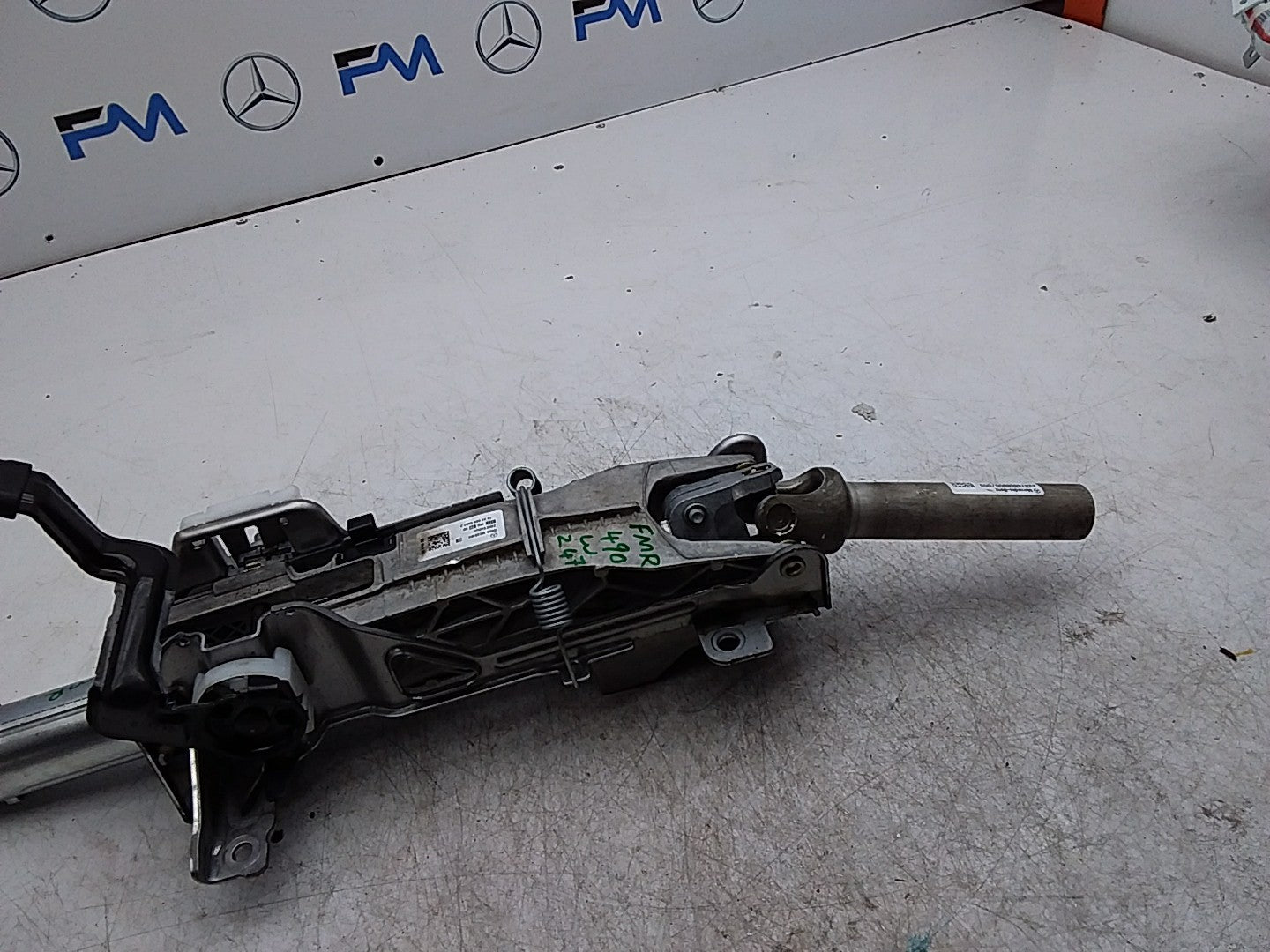 MERCEDES BENZ  B-CLASS W247  ADJUSTABLE STEERING COLUMN A2474608900 FMR490
