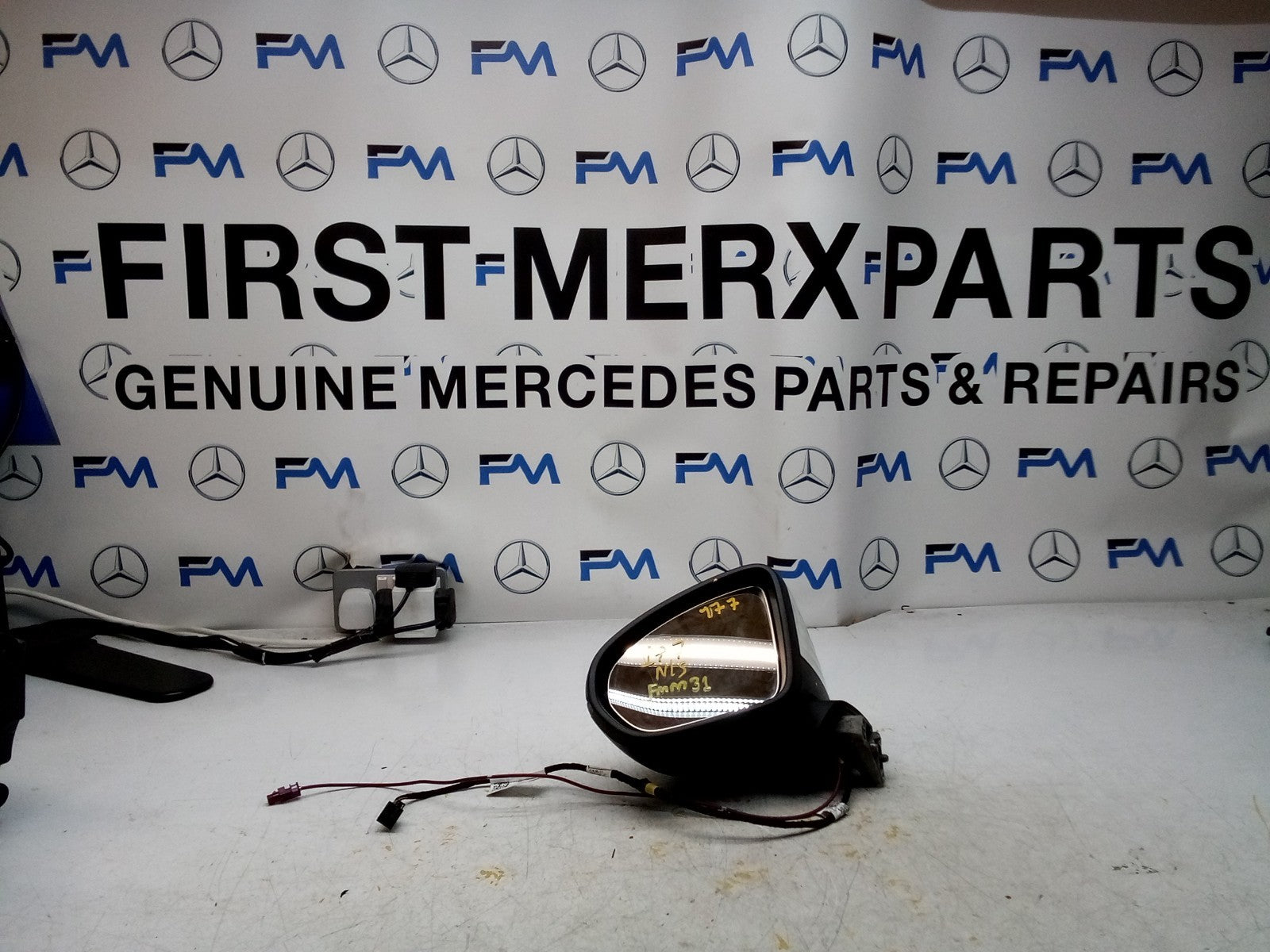 MERCEDES A-CLASS  W177 PASSENGER SIDE WING MIRROR A1778104303 WHITE FMM31