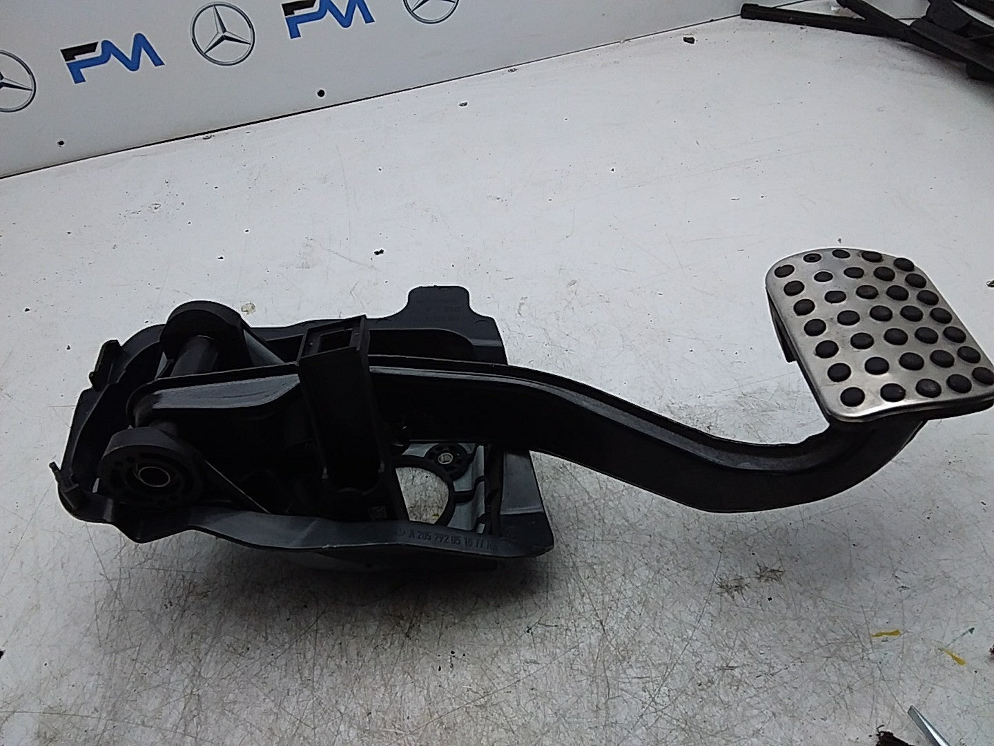 MERCEDES C-CLS W205 BRAKE PEDAL ASSEMBLY A2052920308 FMR294