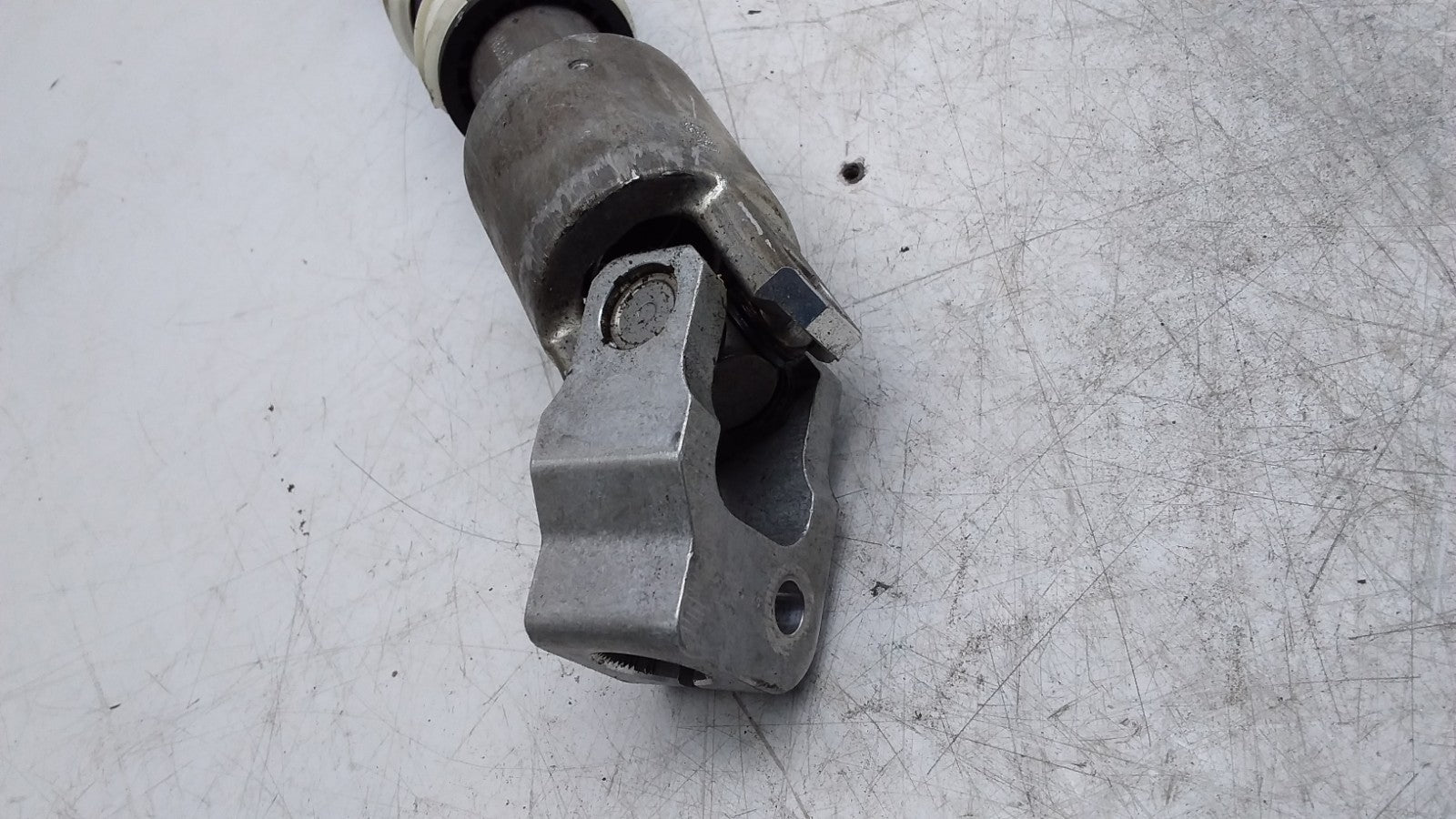 MERCEDES BENZ C-CLS W205 STEERING COLUMN JOINT SHAFT A2054620400 FMR455