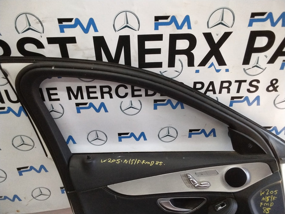 MERCEDES BENZ C-CLASS W205 PASSENGER SIDE FRONT DOOR N/S/F COMPLETE WHITE FMD85