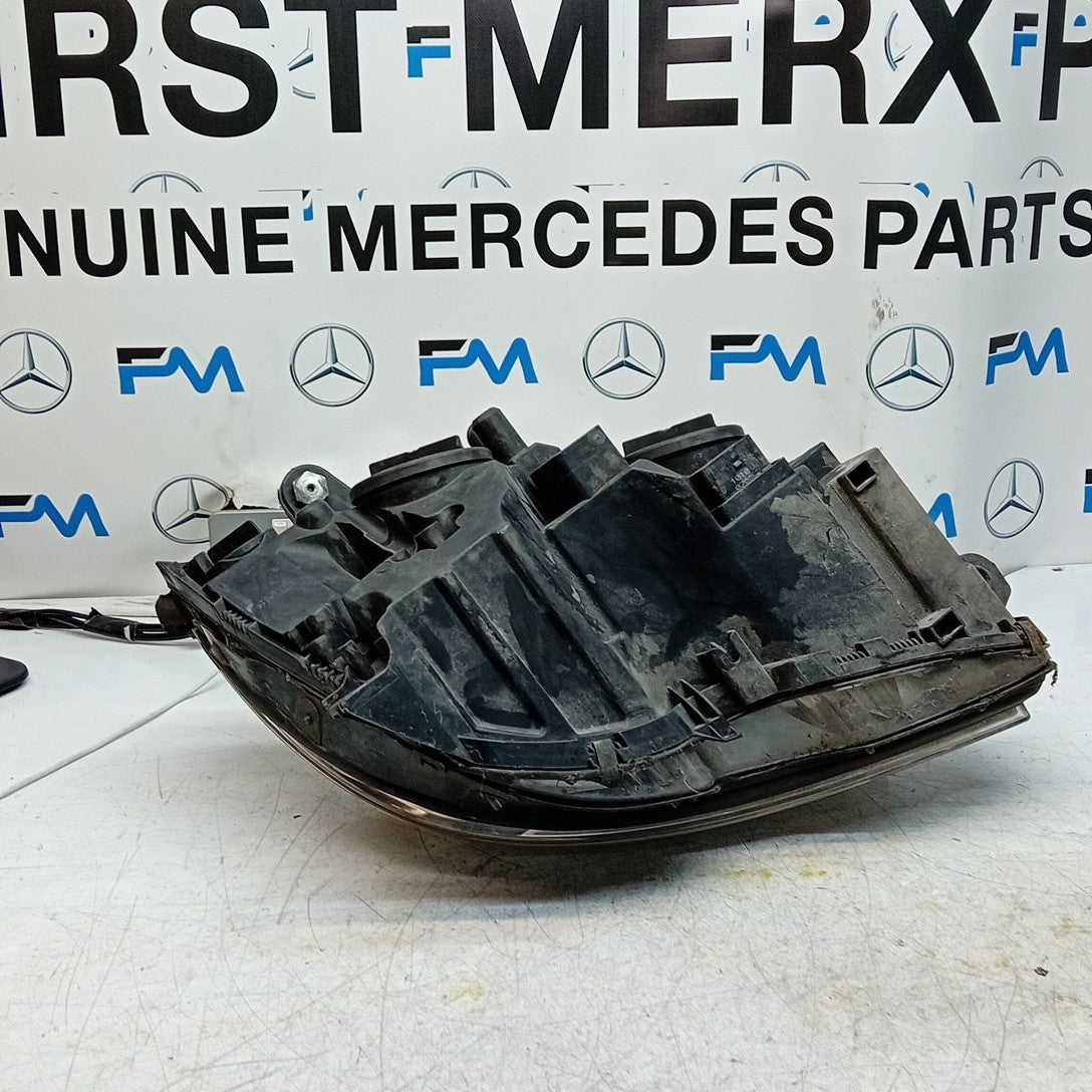 MERCEDES BENZ C-CLASS W204 PASSENGER SIDE NS HEADLIGHT 2012 A2048208561 FMH194