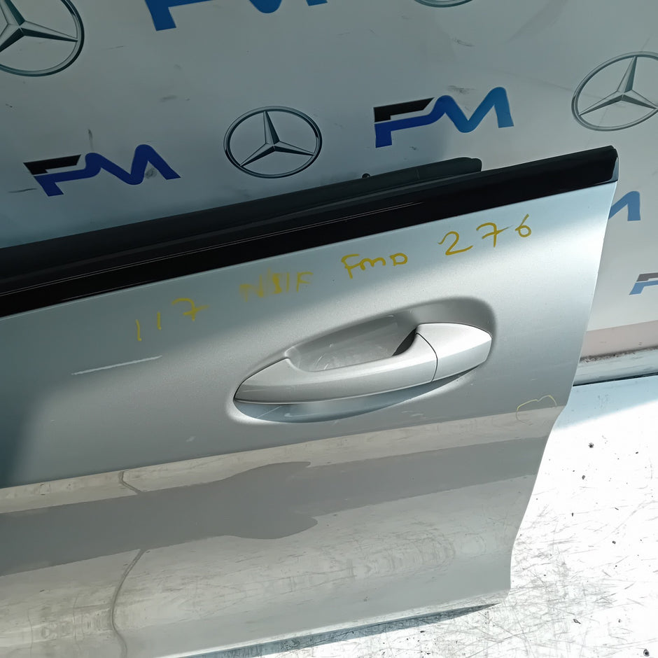 MERCEDES CLA W117 PASSENGER FRONT DOOR NSF 2013-19 SILVER COMPLETE FMD276(1)*