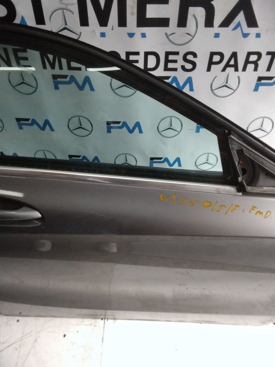 MERCEDES BENZ  A-CLASS W176 DRIVER SIDE FRONT DOOR O/S/F COMPLETE GREY FMD56