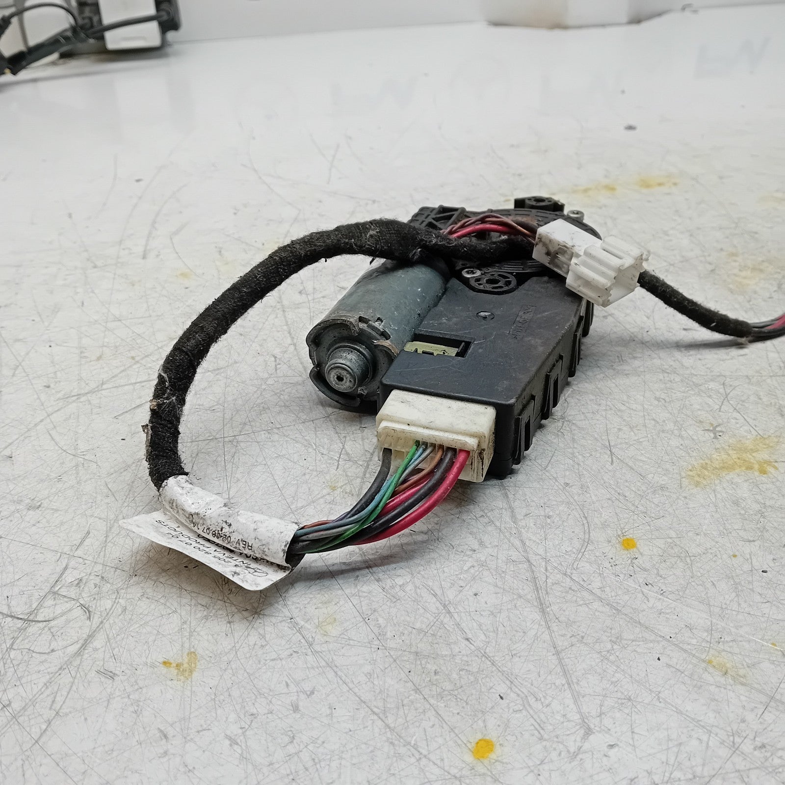 MERCEDES BENZ C-CLASS W205  SUNROOF MOTOR 2014 ON A2059001024  FM001467