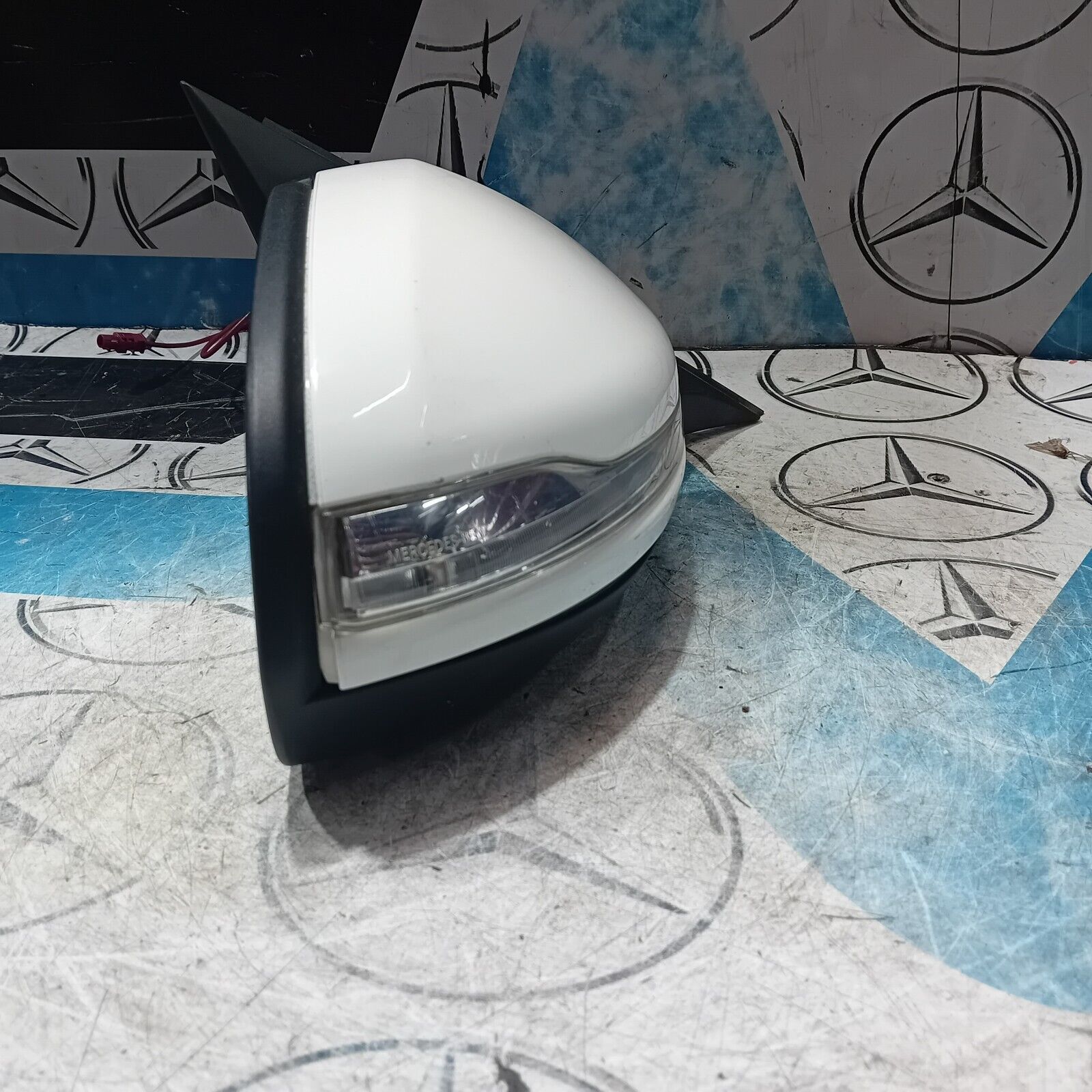 2007/2015 MERCEDES BENZ W205 WING MIRROR  A2058102016 RIGHT SIDE