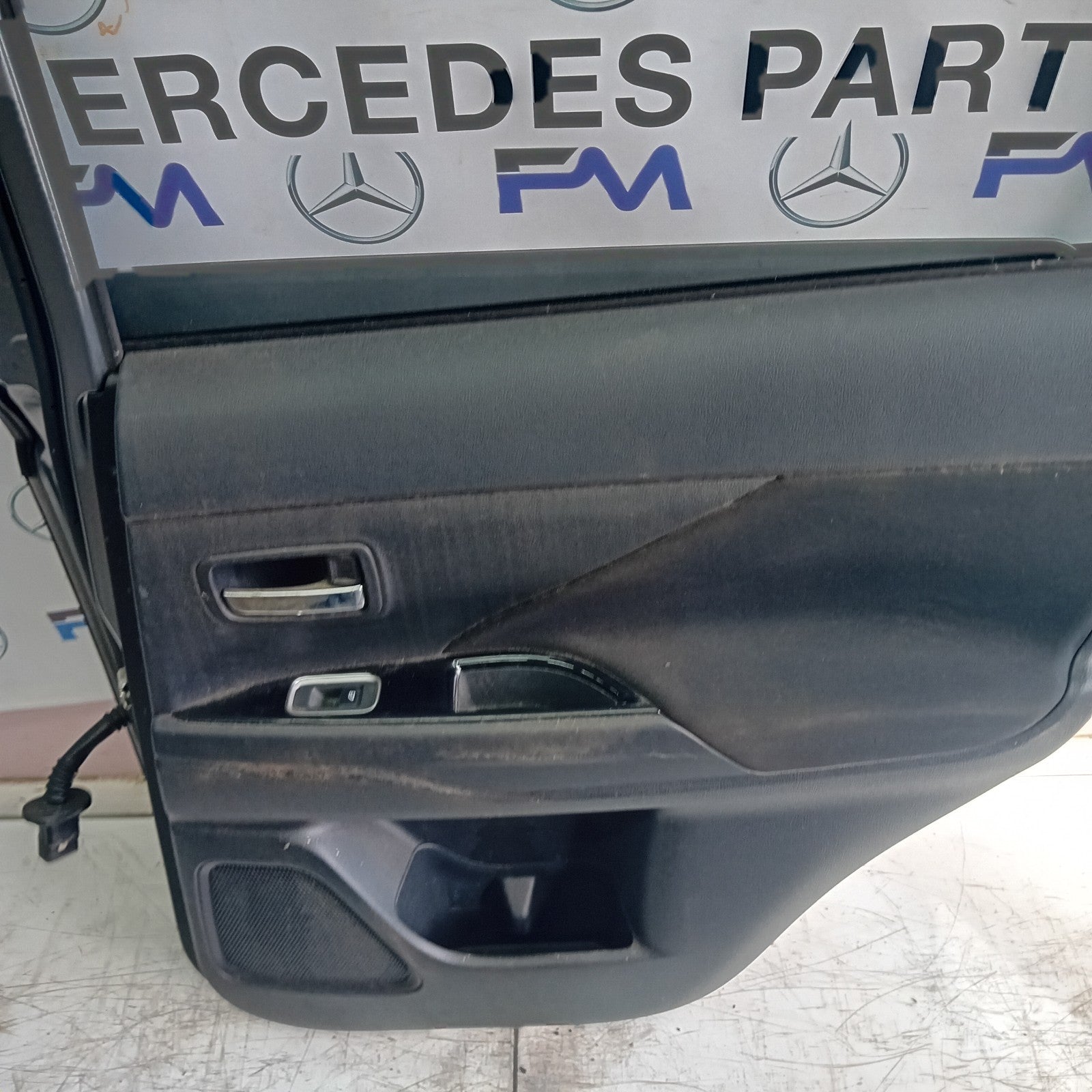 MITSUBISHI OUTLANDER MK3 DRIVER SIDE REAR DOOR OSR GREY 2013 ON COMPLETE FMD178