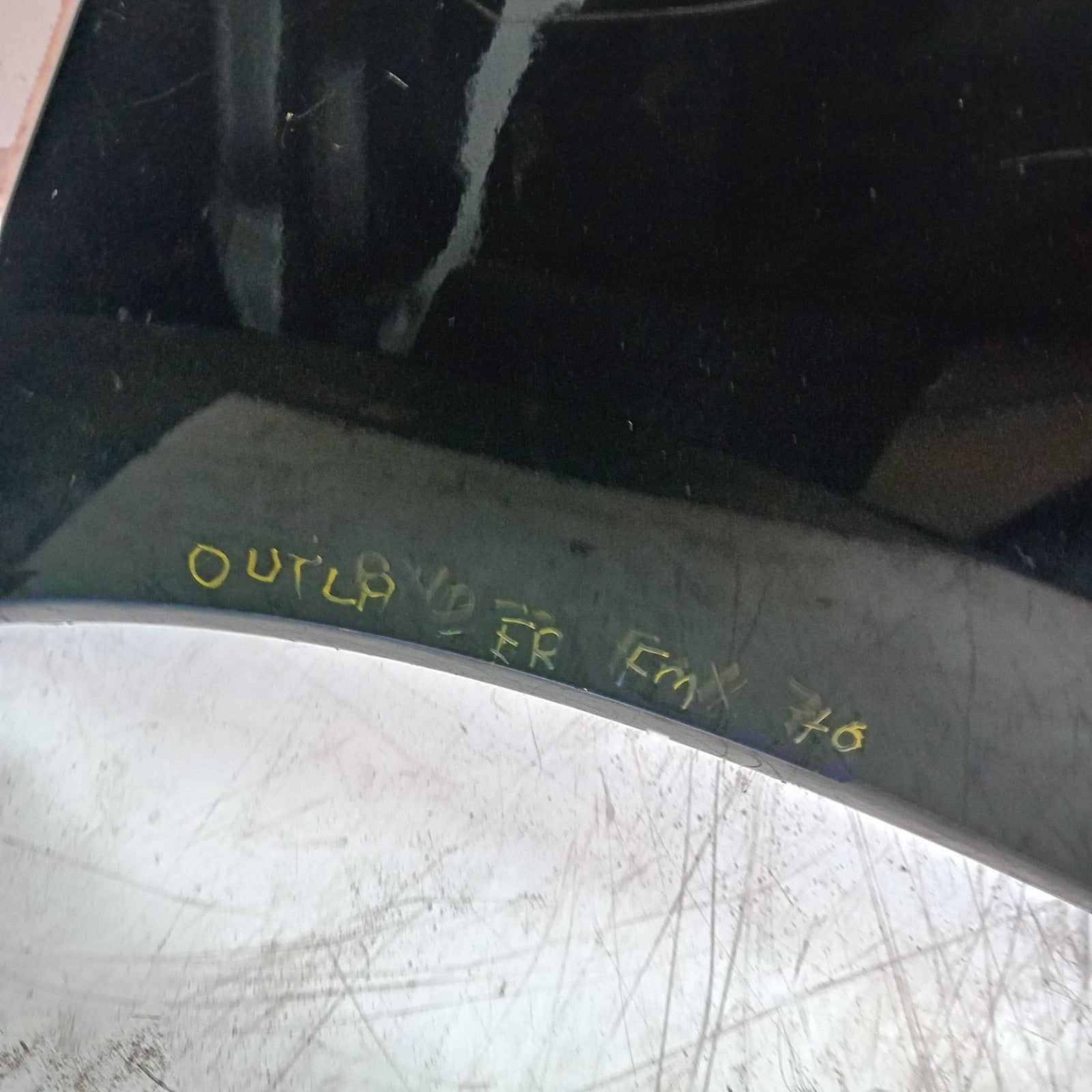 MITSUBISHI OUTLANDER MK3 REAR BUMPER 2013 BLACK COMPLETE  FMX70