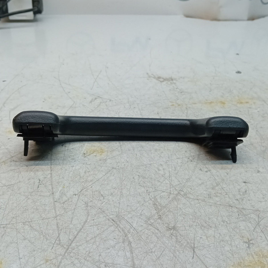 MITSUBISHI OUTLANDER MK3 LEFT OR RIGHT ROOF HANDLE BLACK FM001629