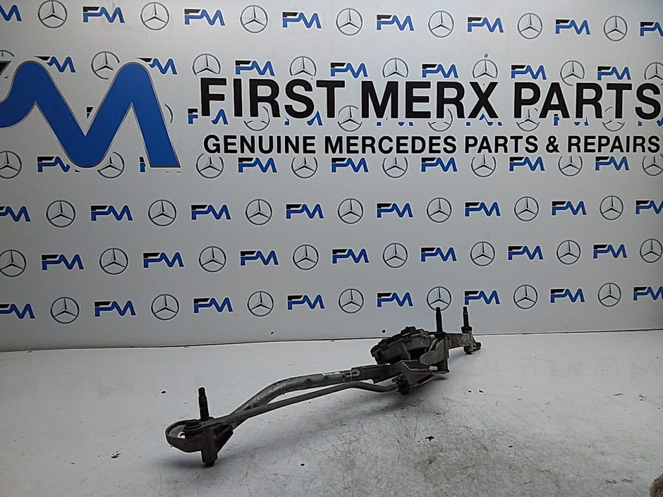 MERCEDES BENZ  E-CLASS W212 WIPER MOTOR FRONT AND LINKAGE A2128201340 FMR474