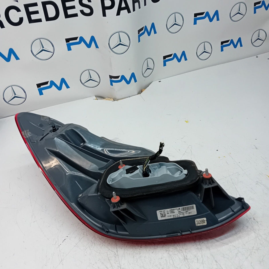 MERCEDES C-CLASS W205 2016 REAR DRIVER O/S TAIL LIGHT A2059061257 FMT52