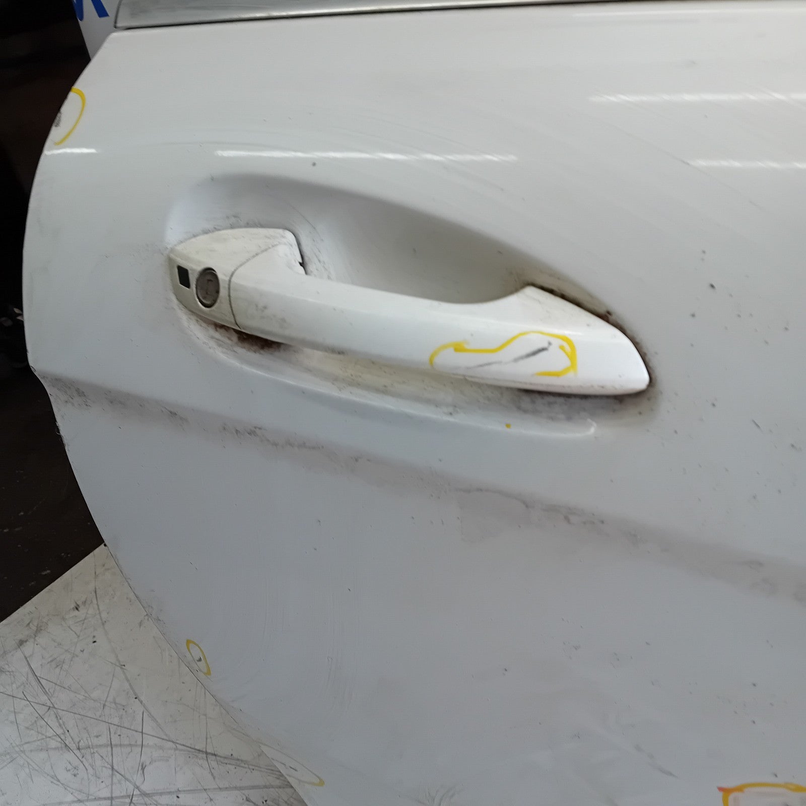 MERCEDES BENZ C-CLASS W212 COUPE DRIVER FRONT DOOR OSF 2012 WHITE COMPLET FMD525
