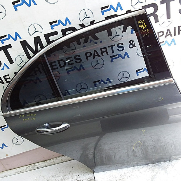 MERCEDES E-CLS W213 SLN DRIVER REAR DOOR OSR GREY 2016 ONWARDS COMPLETE FMD609