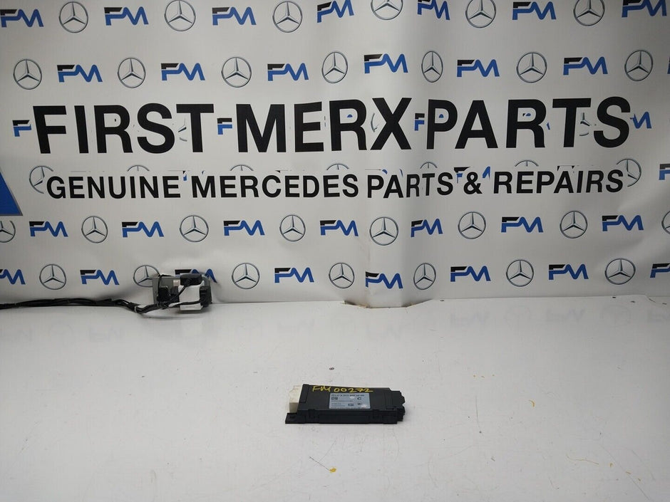 MERCEDES E CLASS IGNITION CONTROL MODULE ECU A2139000205 W213 FM00272