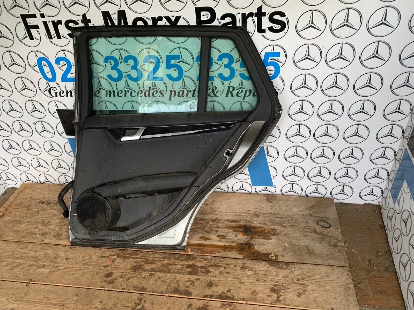 MERCEDES BENZ C CLASS ESTATE OFF SIDE REAR RIGHT DOOR 2009-2013