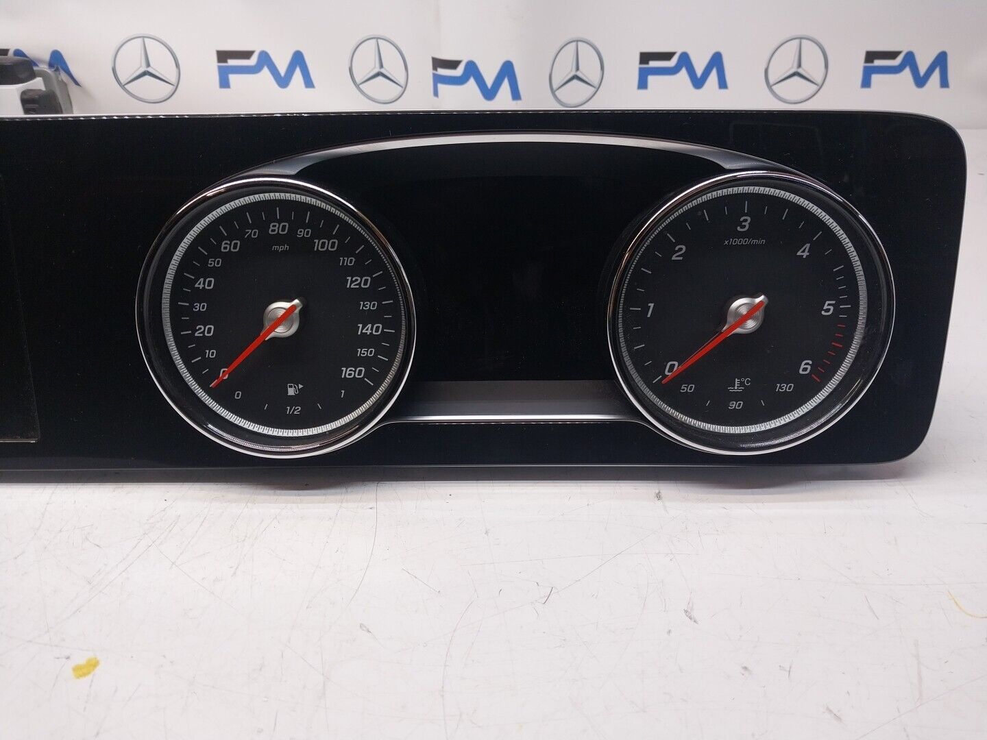 MERCEDES-BENZ E CLASS W213 W238 INSTRUMENT CLUSTER DIGITAL DISPLAY COMBO FM00641