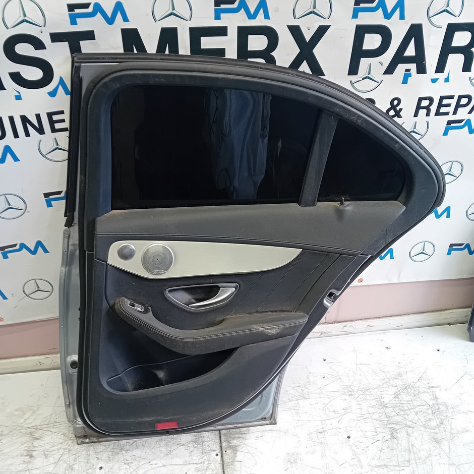 MERDEDES C-CLASS W205 DRIVER SIDE REAR DOOR OSR WHITE 2014 ON COMPLETE FMD183