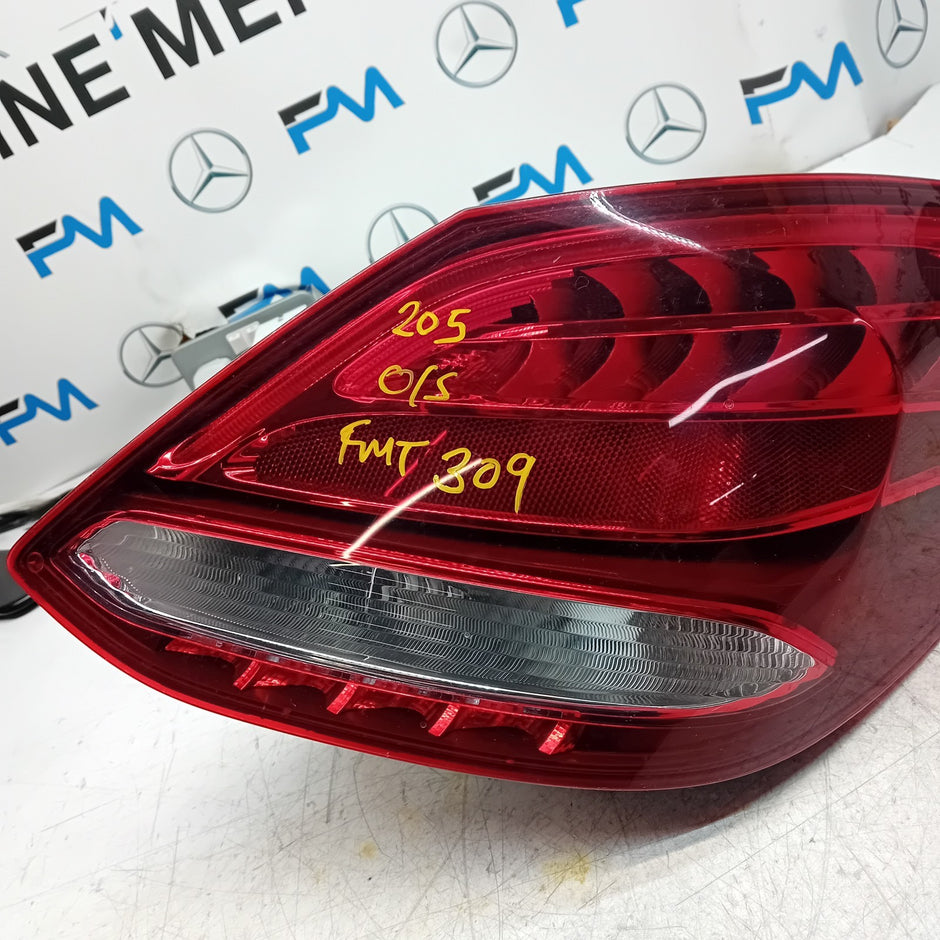 MERCEDES C-CLASS W205 DRIVER SIDE RIGHT REAR TAIL LIGHT 2014 A2059061257 FMT309