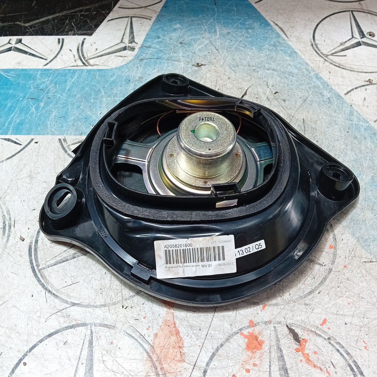2016 MERCEDES C CLASS A205 W205 FRONT LEFT PASSENGER SIDE SPEAKER A2058201600
