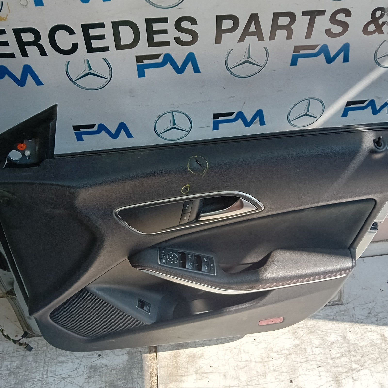 MERCEDES BENZ CLA W117 DRIVER FRONT DOOR OSF SILVER 2013-19 COMPLETE FMD299