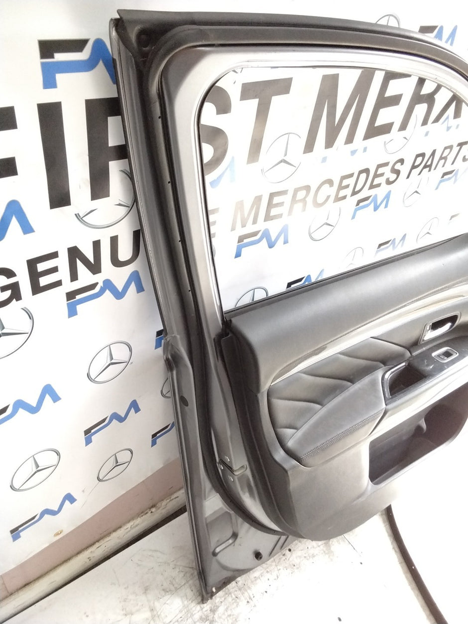 MITSUBISHI OUTLANDER MK3 PASSENGER FRONT DOOR NSF GREY ON COMPLETE FMD310