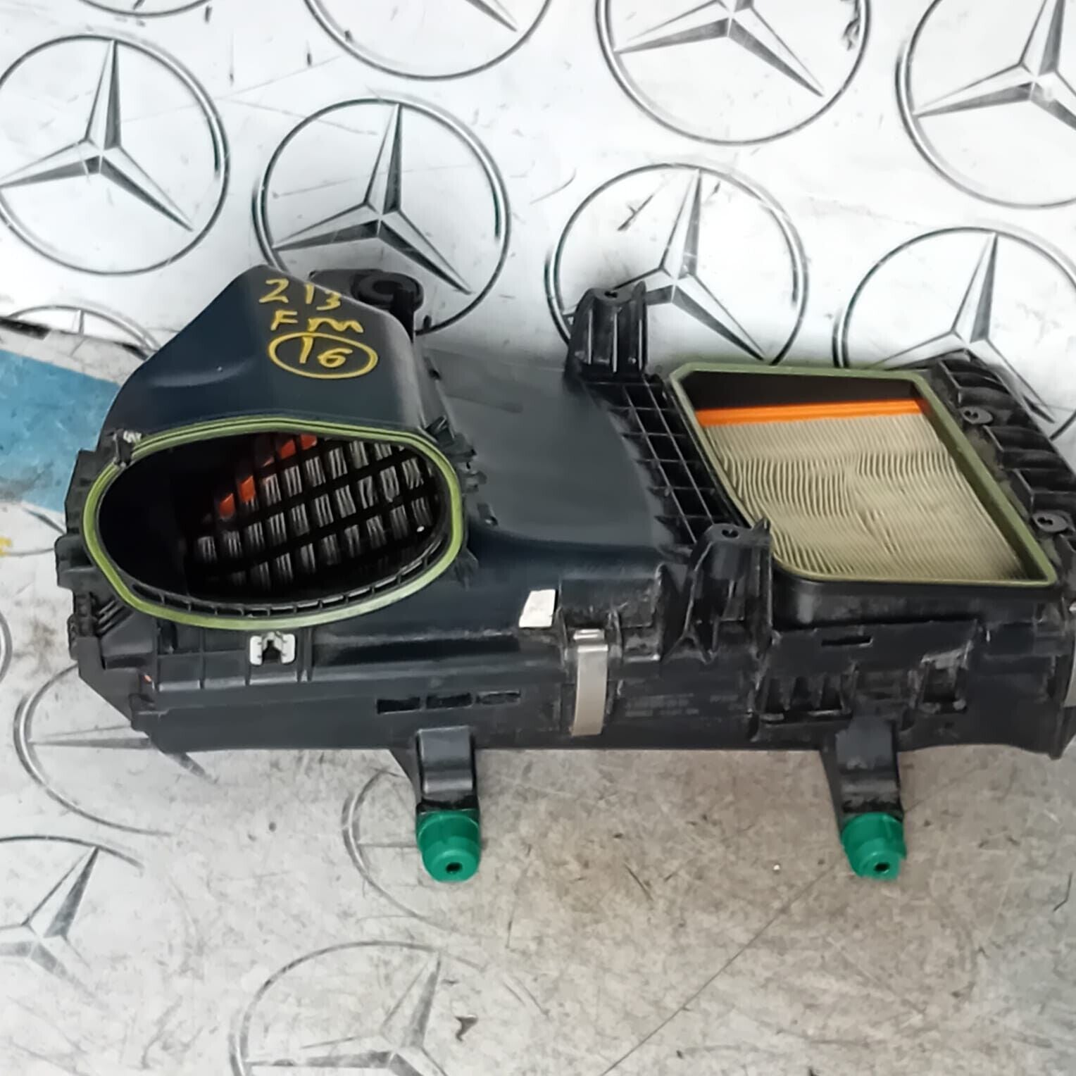 MERCEDES BENZ E CLASS W213 AMG LINE  AIR FILTER BOX AND HOUSING