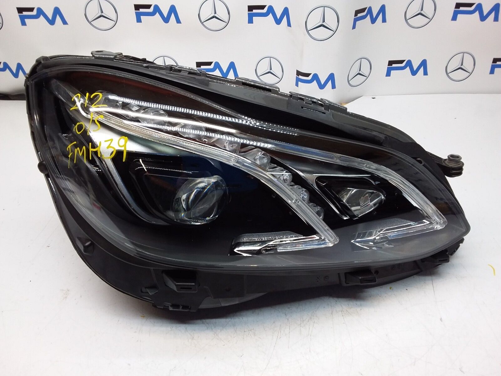 2014 MERCEDES E-CLASS W212 O/S Driver Side Front Headlight A2129063203 FMH39