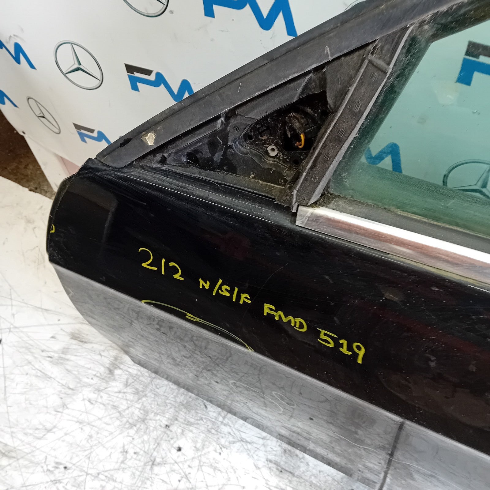 MERCEDES E-CLASS W212 PASSENGER FRONT DOOR NSF 2015 COMPLETE BLUE FMD519