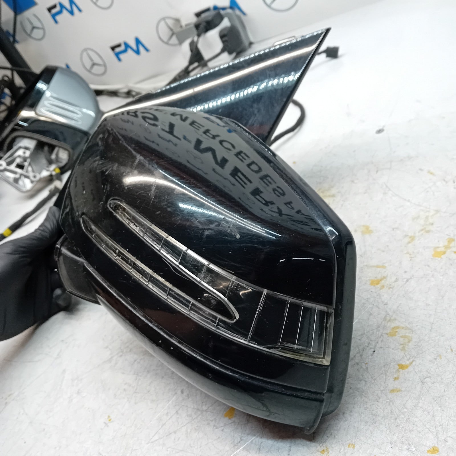 MERCEDES BENZ  B-CLASS  W246 PASSENGER SIDE WING MIRROR BLACK FMM41
