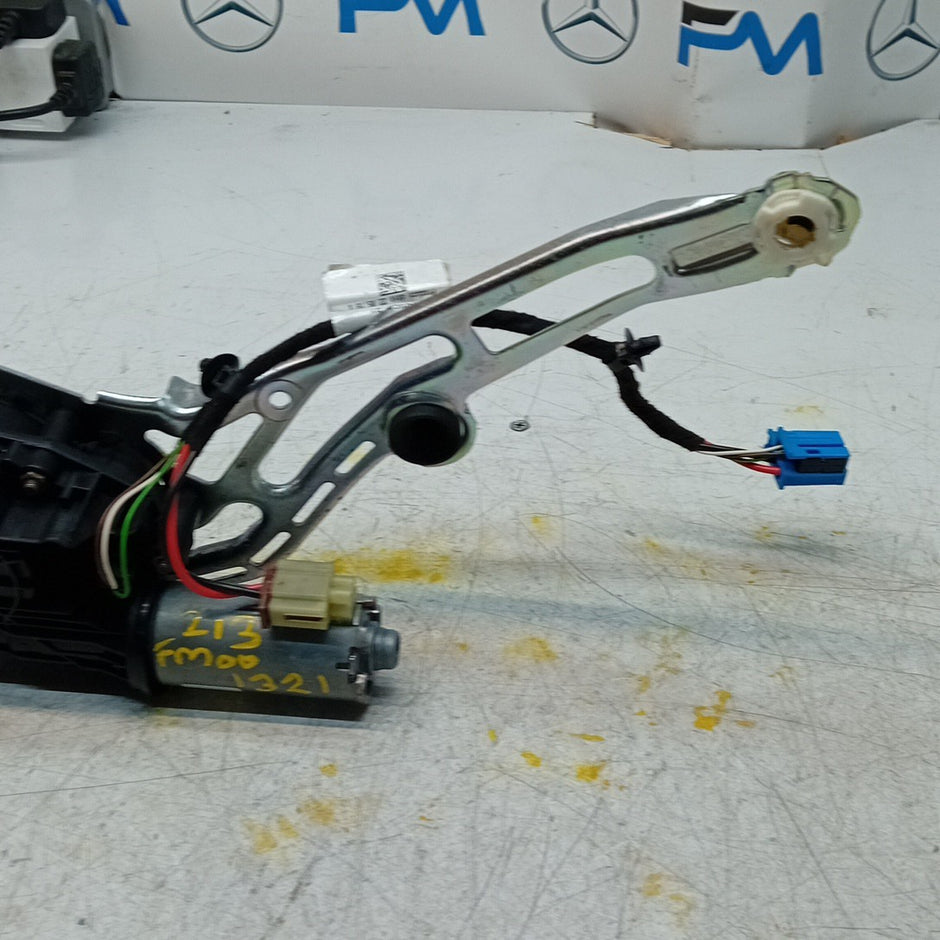 MERCEDES BENZ E-CLASS W213 TAILGATE POWER LIFT SOFT CLOSE 0390204 124 FM001321