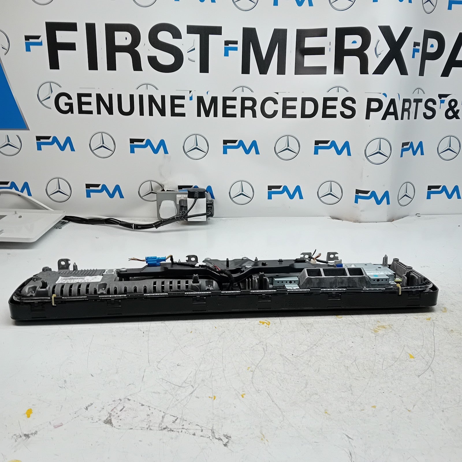 MERCEDES S-CLASS W222 DISPLAY SCREEN A2229007611 A2229005712 2016 FM001159