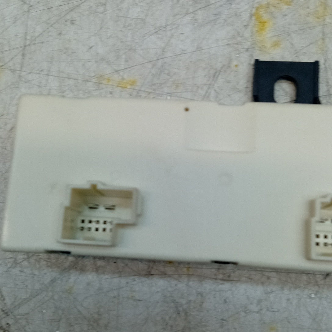 MERCEDES E-CLASS TAILGATE CONTROL MODULE W213 A2139004711 2016 ON FM001319