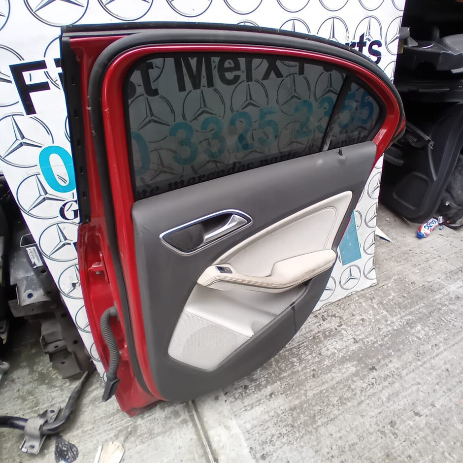 MERCEDES BENZ A-CLASS  W176  DRIVER SIDE REAR DOOR ( OFF SIDE REAR )