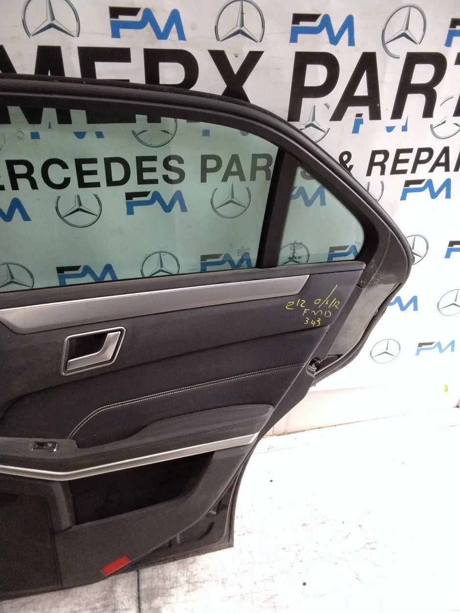 MERCEDES E-CLASS W212 DRIVER REAR DOOR OSR BLACK 2009-16 COMPLETE FMD343