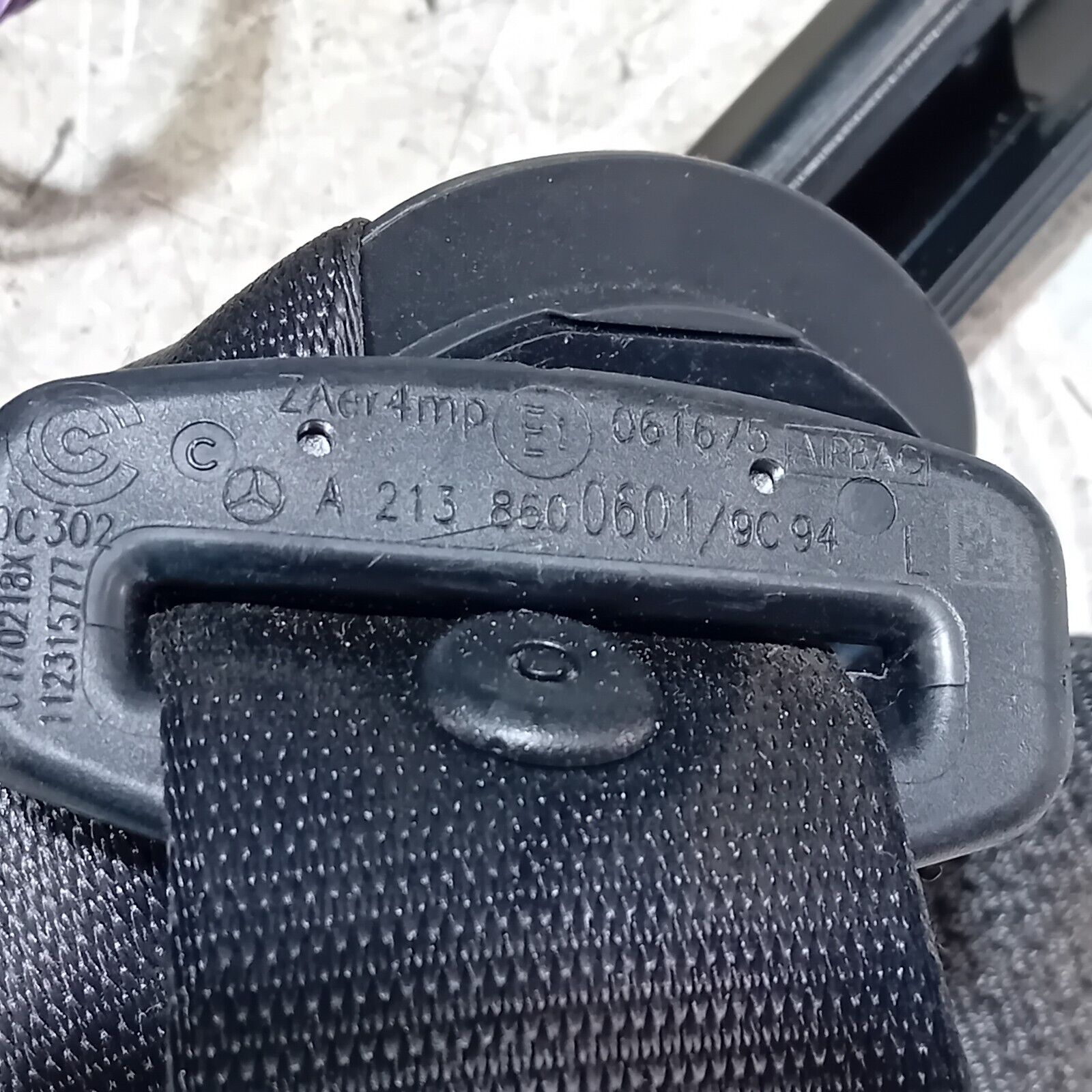 MERCEDES E CLASS W213 PASSENGER SIDE FRONT SEAT BELT GENUINE 2016-2020