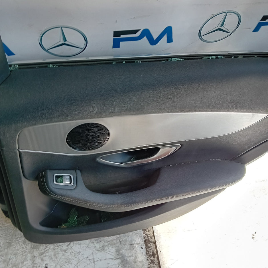 MERCEDES C-CLASS W205 SLN DRIVER REAR DOOR OSR BLUE 2014 ON COMPLETE FMD431