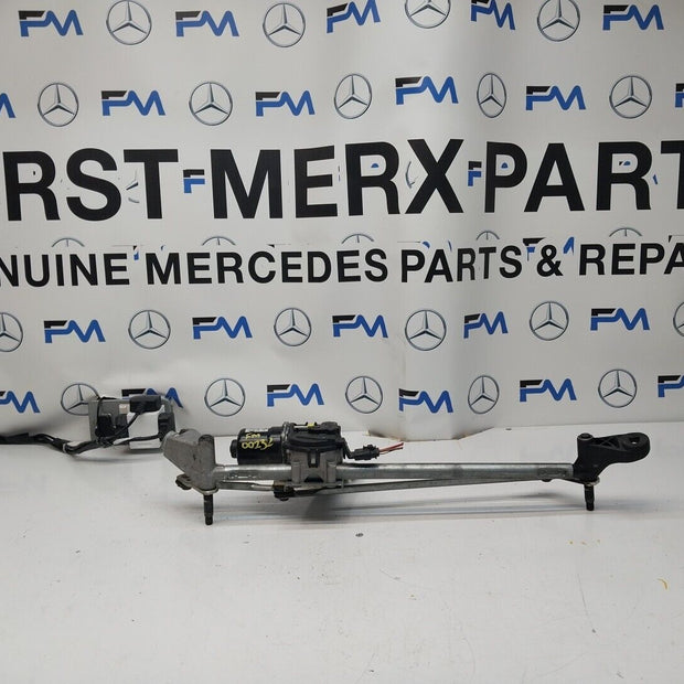 MERCEDES-BENZ A CLASS W177  FRONT WIPER MOTOR WITH LINKAGE A1779064801 FM00232