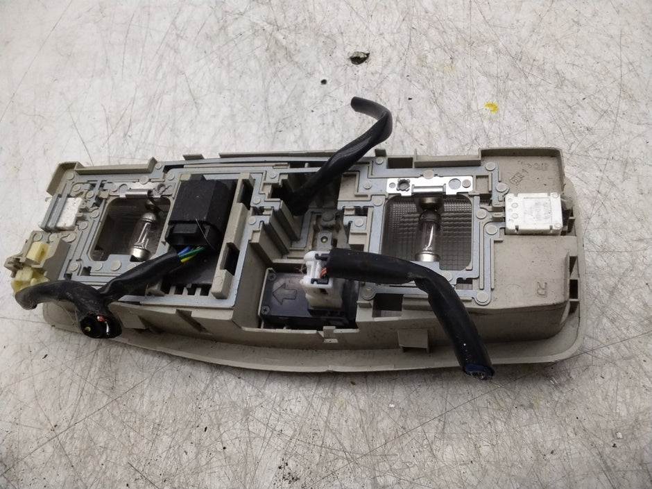 MITSUBISHI OUTLANDER INTERIOR ROOF LIGHTING 8401A009ZZ FMR119