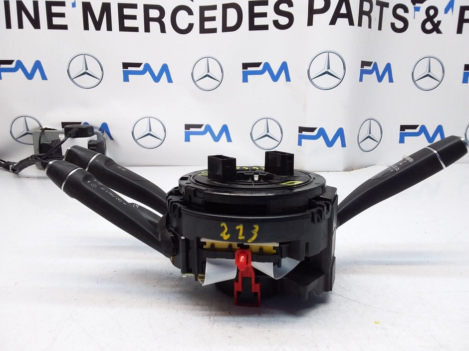 Mercedes E-CLASS W213 INDICATOR/WIPER GEAR SELECT + SQUIB  2017 FM00559