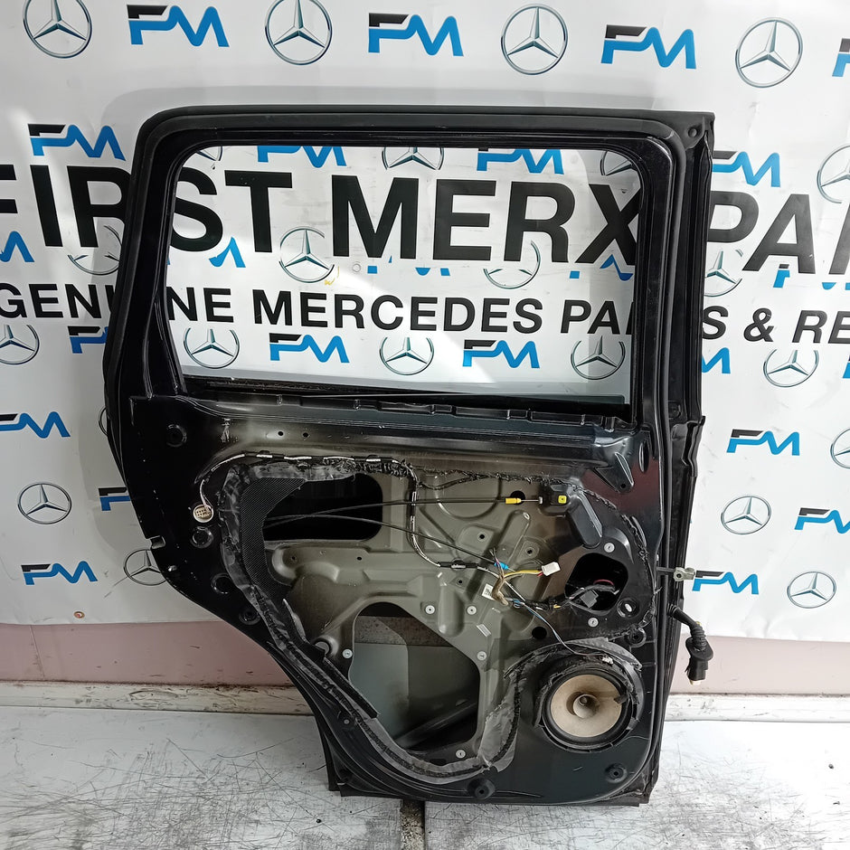 MITSUBISHI OUTLANDER MK3 PASSENGER SIDE REAR DOOR NSR 2013 BLACK FMD418