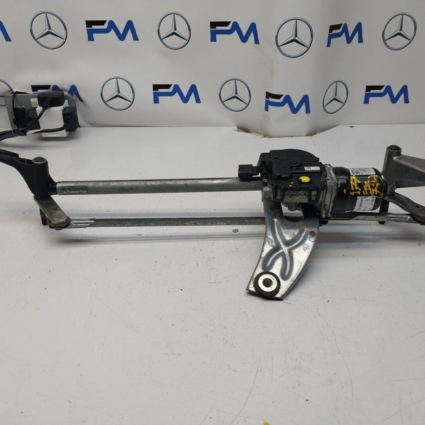 MERCEDES-BENZ A CLASS W177  FRONT WIPER MOTOR WITH LINKAGE A1779064801 FM00238