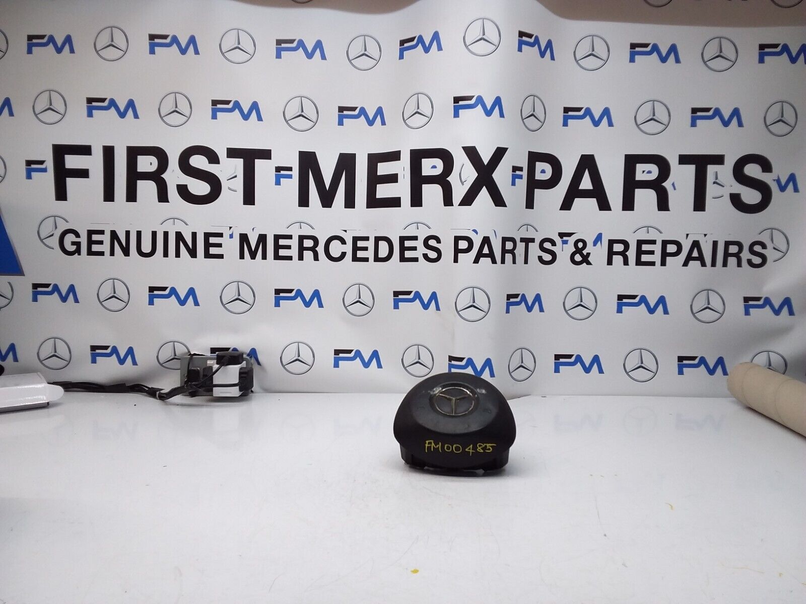 MERCEDES C-CLASS W205 STEERING WHEEL AIRBAG 308998797162-AA FM00485