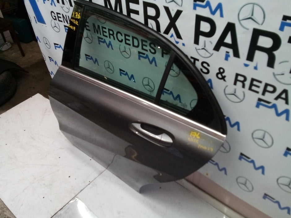 MERCEDES BENZ A CLASS W176 PASSENGER SIDE REAR DOOR ( NEAR SIDE REAR ) FMD19