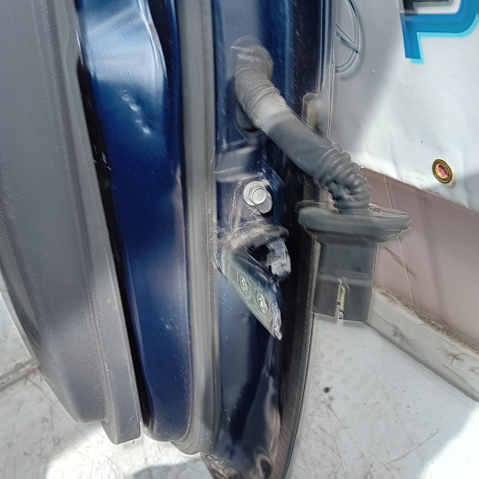 MITSUBISHI OUTLANDER MK3 PASSENGER REAR DOOR NSR BLUE 20123 COMPLETE FMD225