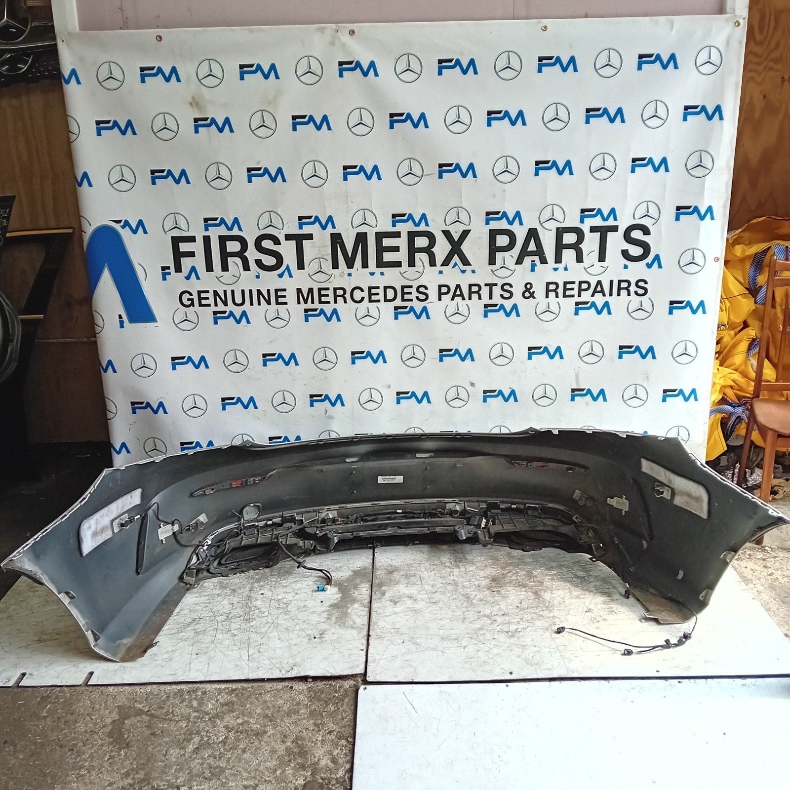 MERCEDES BENZ C-CLASS W205 SLN REAR BUMPER 2015 WHITE FMX55