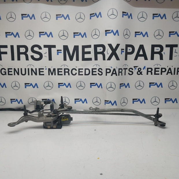 14-21 MERCEDES C CLASS WINDSCREEN WIPER MOTOR & LINKAGE FRONT A2058200940FM00209