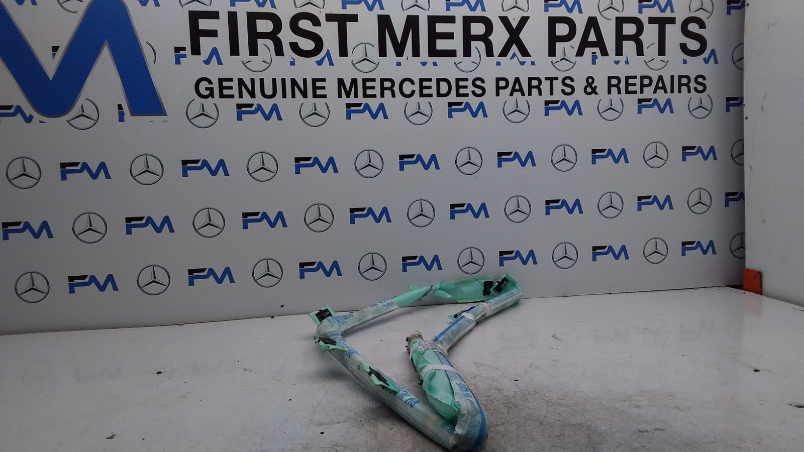 MERCEDES BENZ C-CLASS W205 CURTAIN AIRBAG RIGHT SIDE OS A2058600502 FMR438